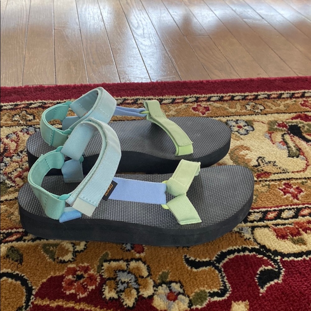 teva sandals